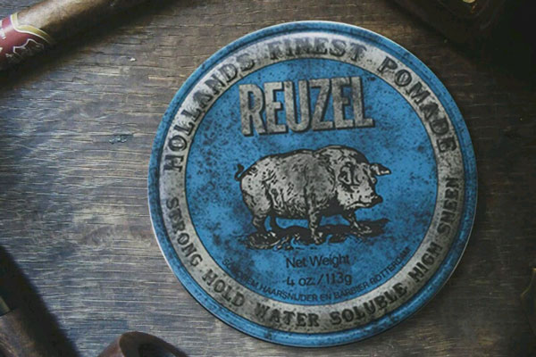 Reuzel Blue Pomade - Dòng sáp vuốt tóc có độ giữ cải thiện so với phiên bản cũ
