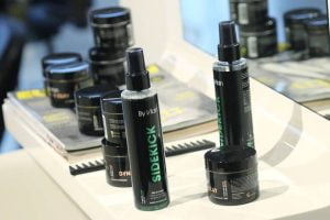 sap vuot toc nam by vilain - Wax for men sap vuot toc nam by vilain - Wax for men