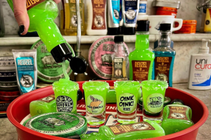 Dầu tắm gội xả Reuzel Grooming